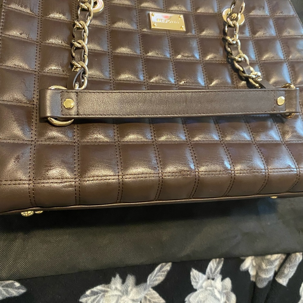 St. John Leather Tote. Genuine Leather